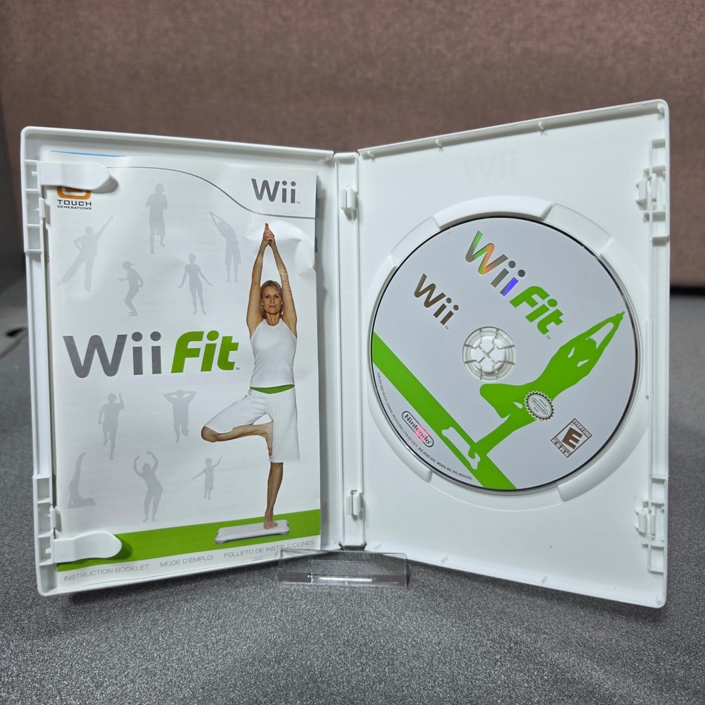 Nintendo Wii Console RVL-001 Black GameCube Compatible Bundle Wii Fit WORKS - Picture 14 of 14